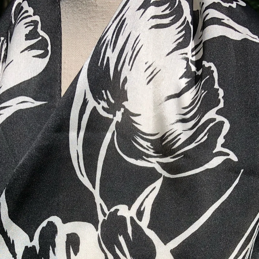 Black and Cream Floral Printed Silk Scarf | Jones New York
